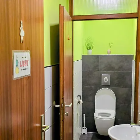 10 - * Karlsbad