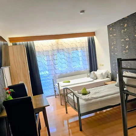 Pension Karlsbad Guest house *